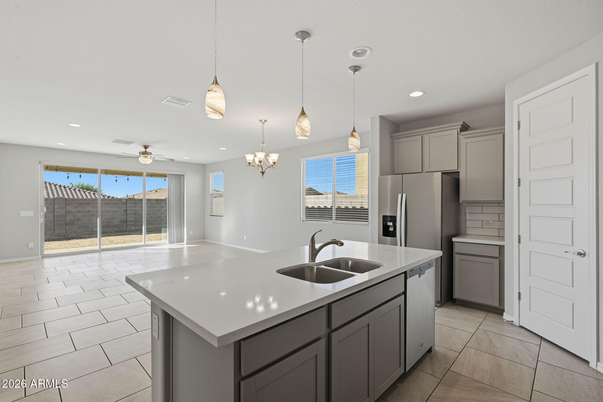 18725 W COLTER Street