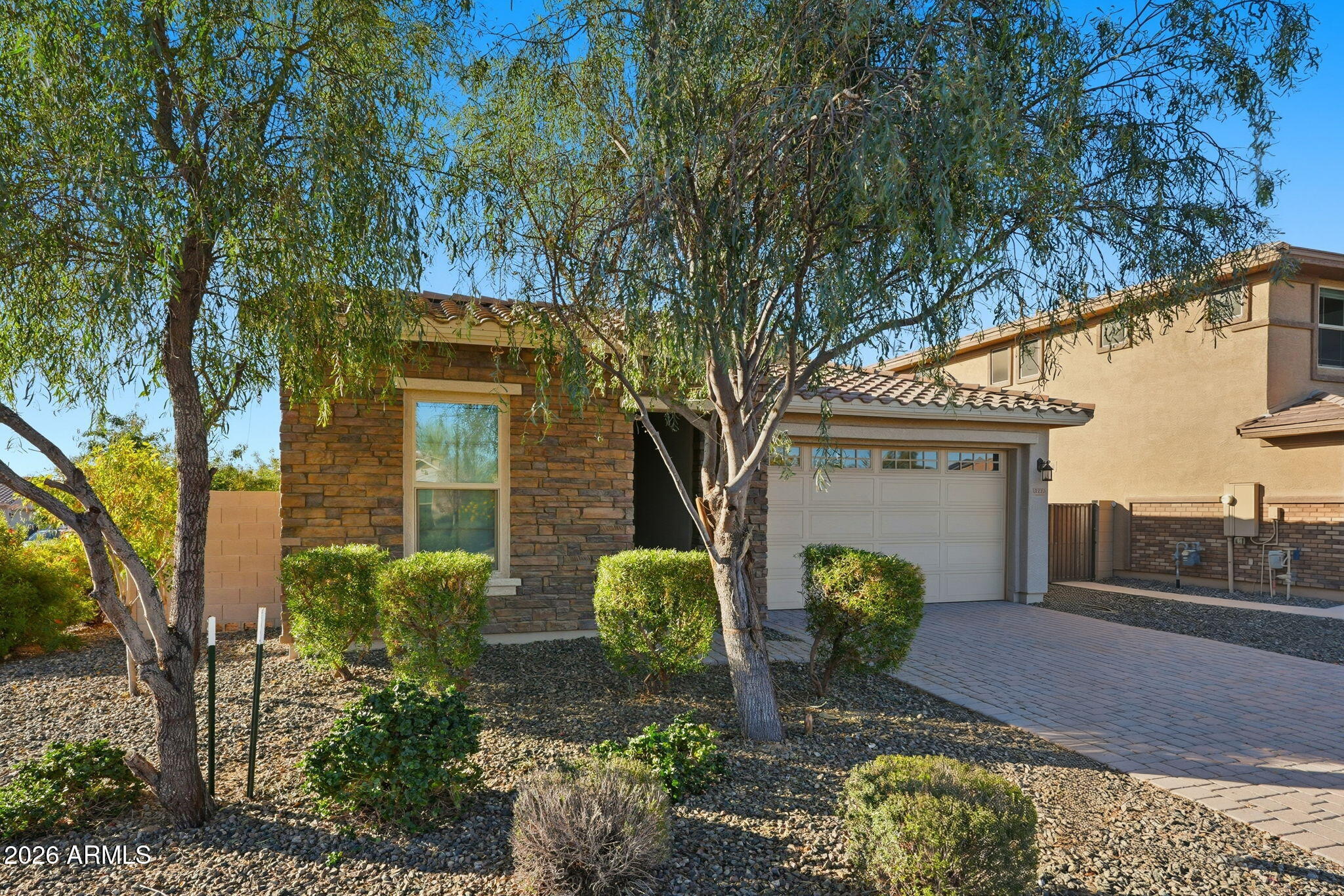 18725 W COLTER Street