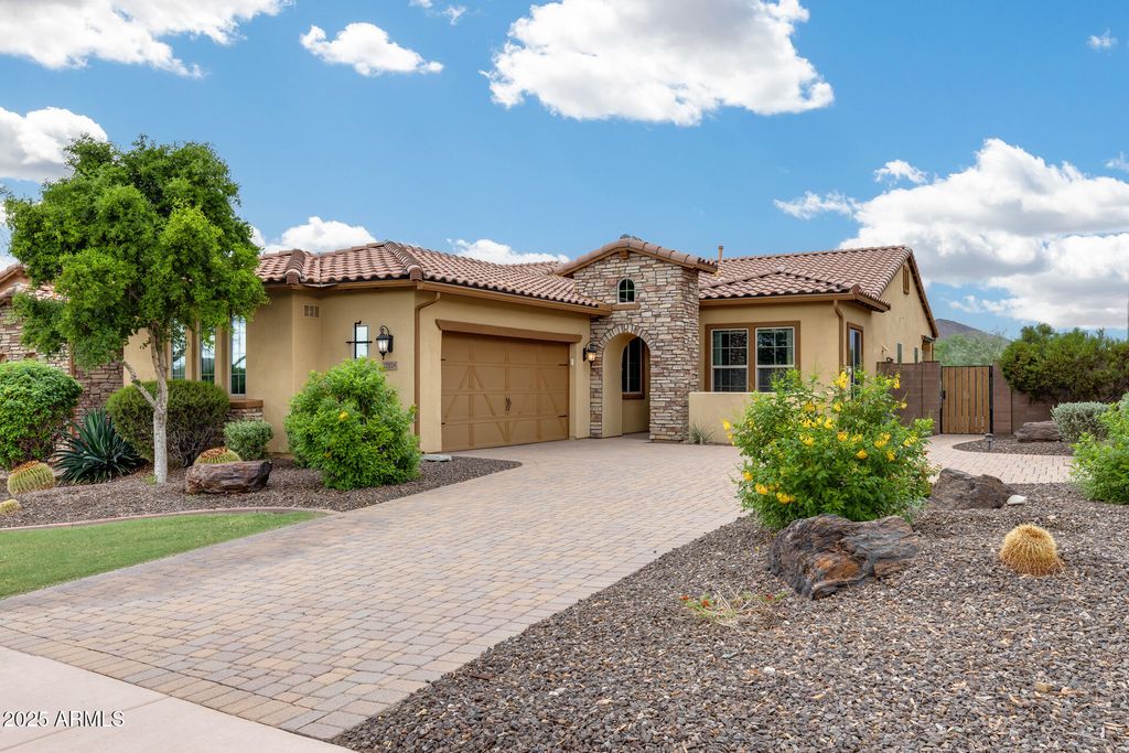 Photo of 12128 W Desert Mirage Drive, Peoria, AZ 85383 (MLS # 6924578)