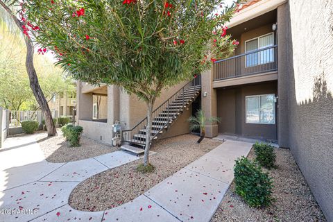 2929 W YORKSHIRE Drive 1128 Phoenix AZ 85027