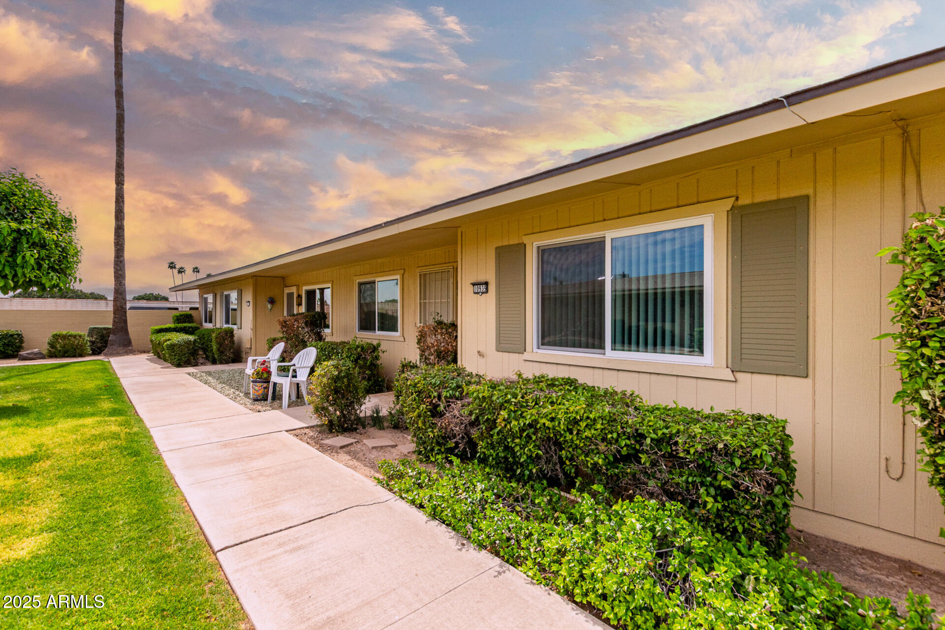 10939 W SANTA FE Drive
