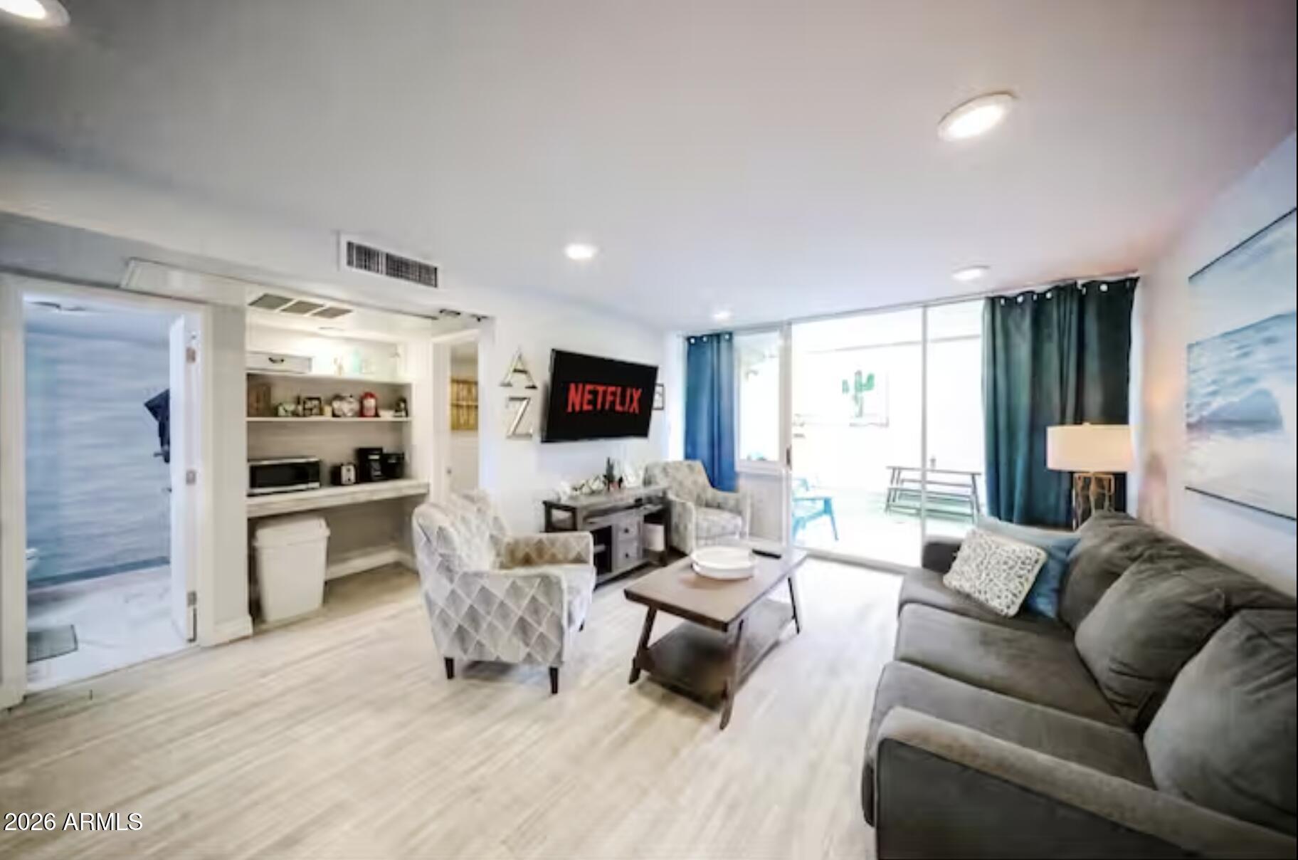 7625 E Camelback Road B108