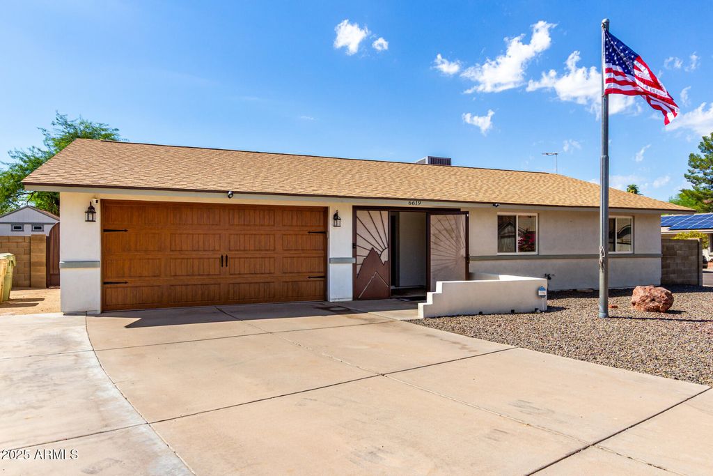 Photo of 6619 W Phelps Road, Glendale, AZ 85306 (MLS # 6925549)