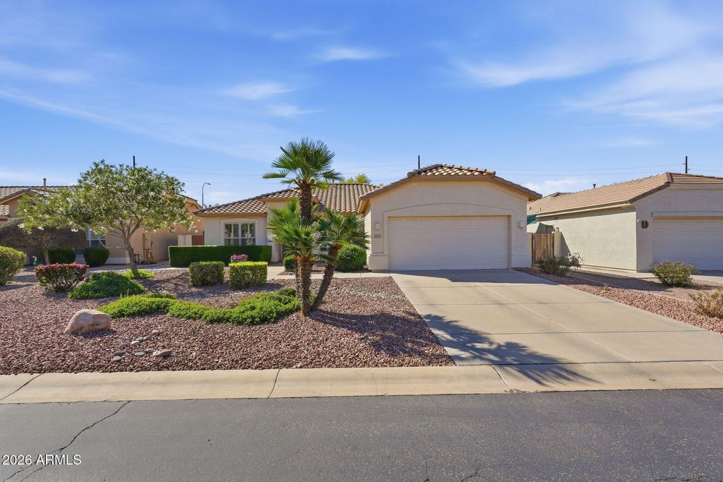 Photo of 3161 E Gleneagle Drive, Chandler, AZ 85249 (MLS # 7000275)