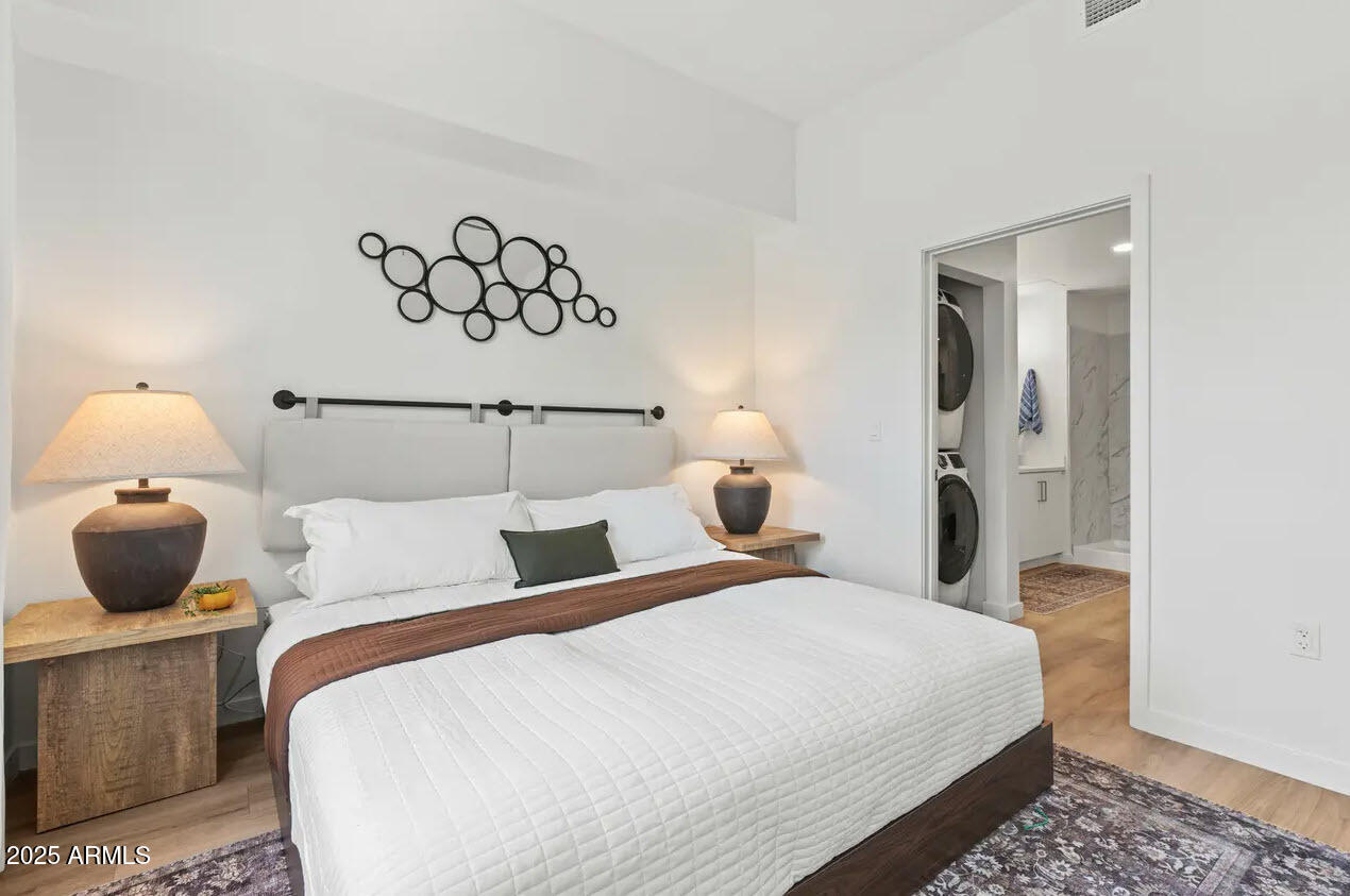 301 W Roosevelt Street 204