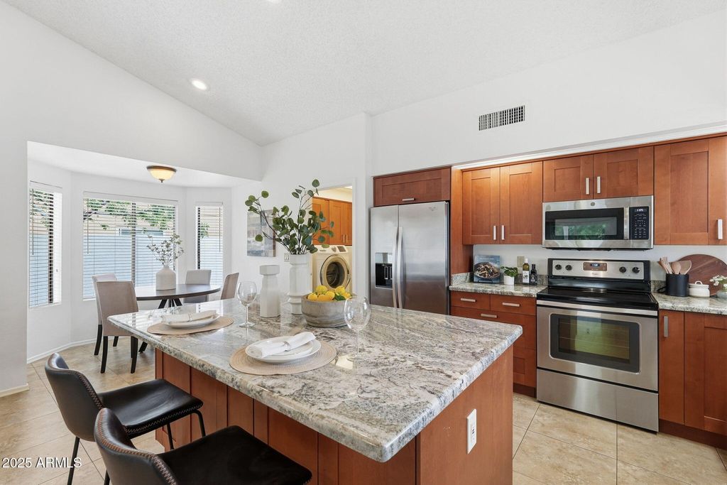 Photo of 935 E Citation Lane, Tempe, AZ 85284 (MLS # 6949517)