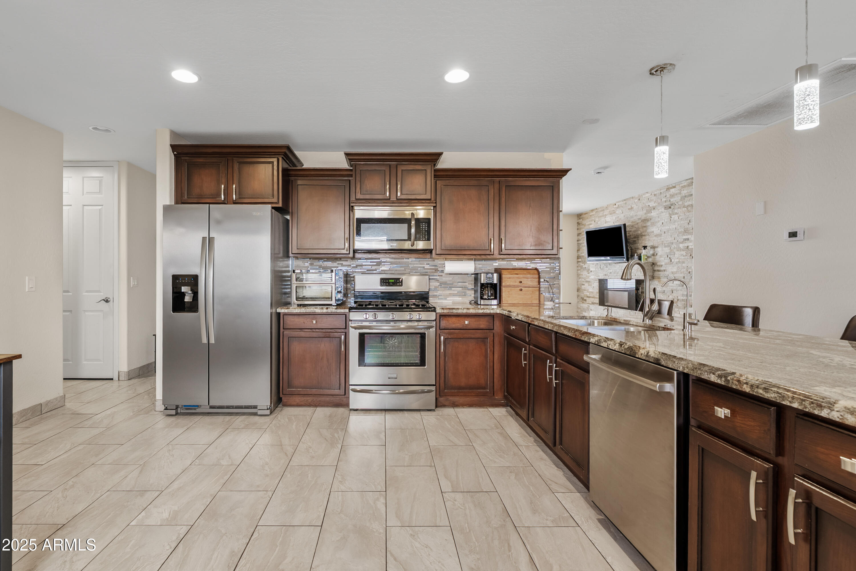 43935 W SAGEBRUSH Trail