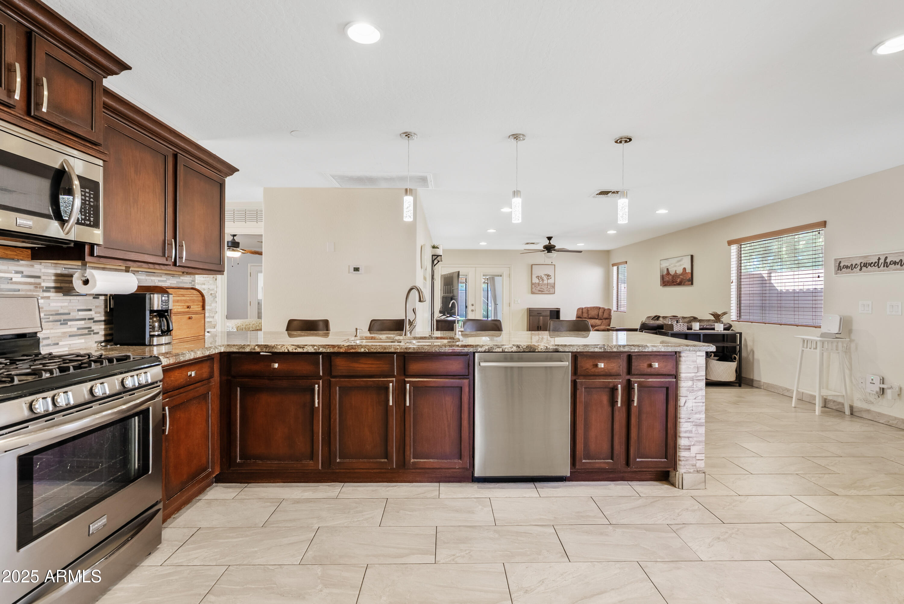 43935 W SAGEBRUSH Trail