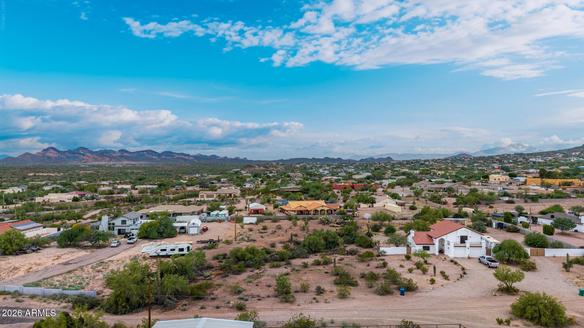 4952 E GREASEWOOD Street -
