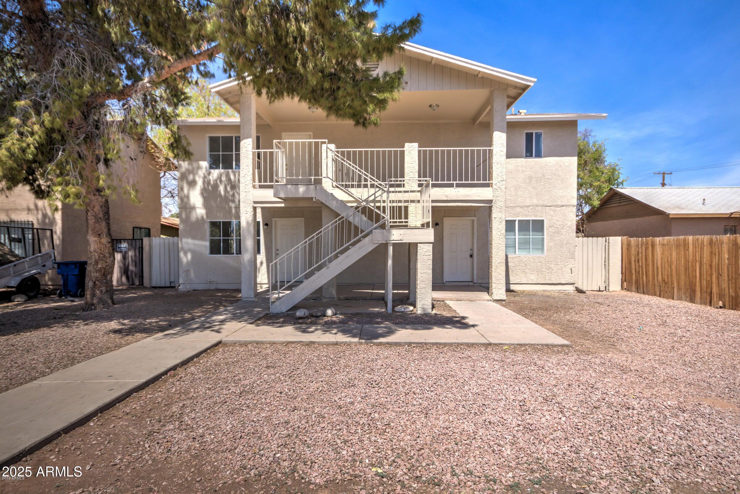 532 S MESA Drive