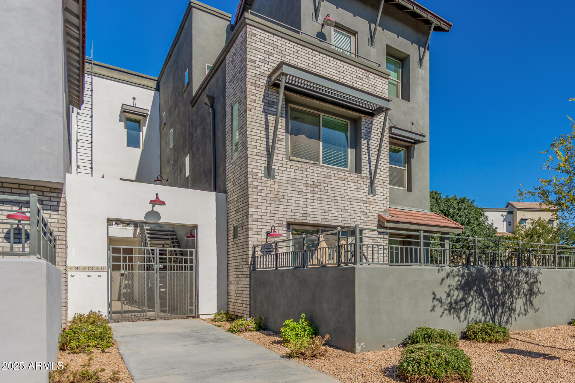 300 N GILA SPRINGS Boulevard 144