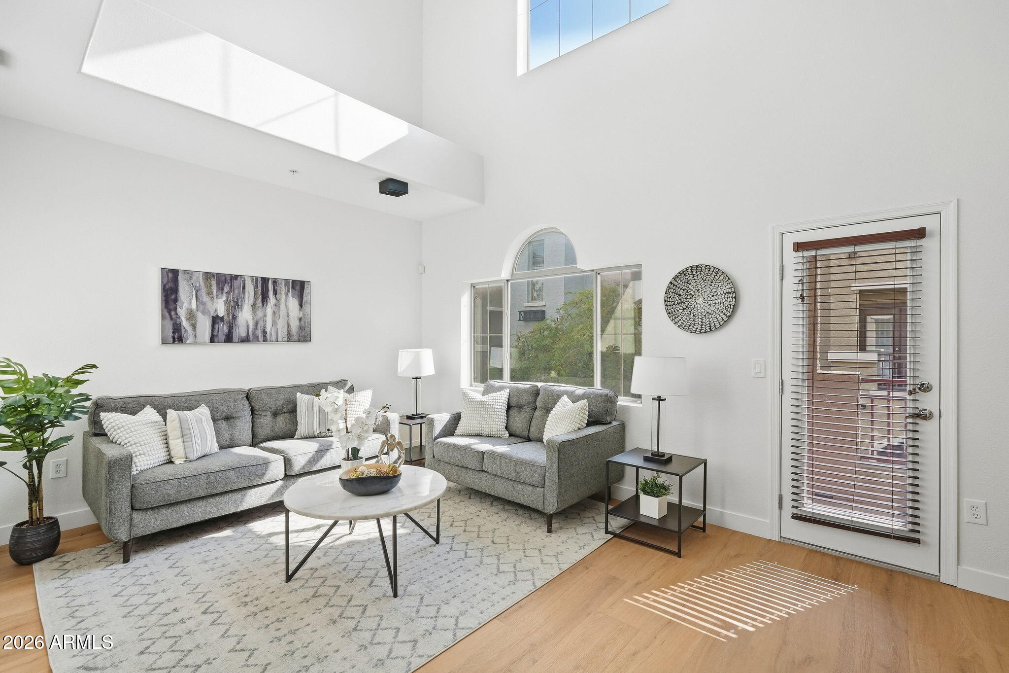 2150 W ALAMEDA Road 1299