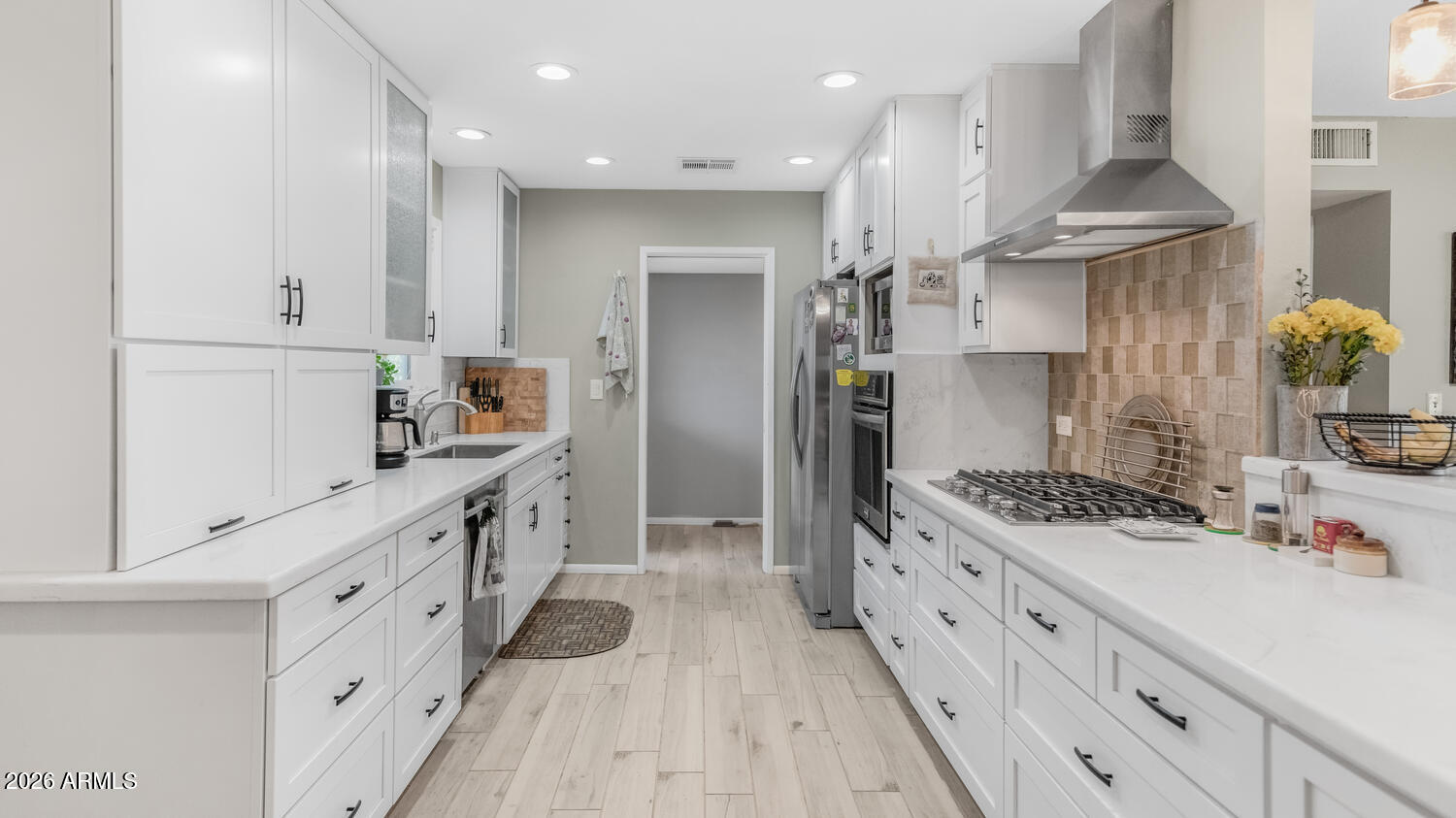 10626 W TROPICANA Circle