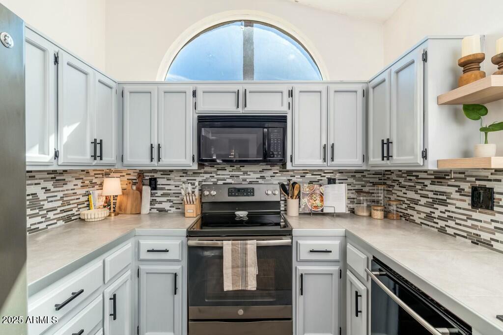 Search Homes 4 6524 W BERYL Avenue