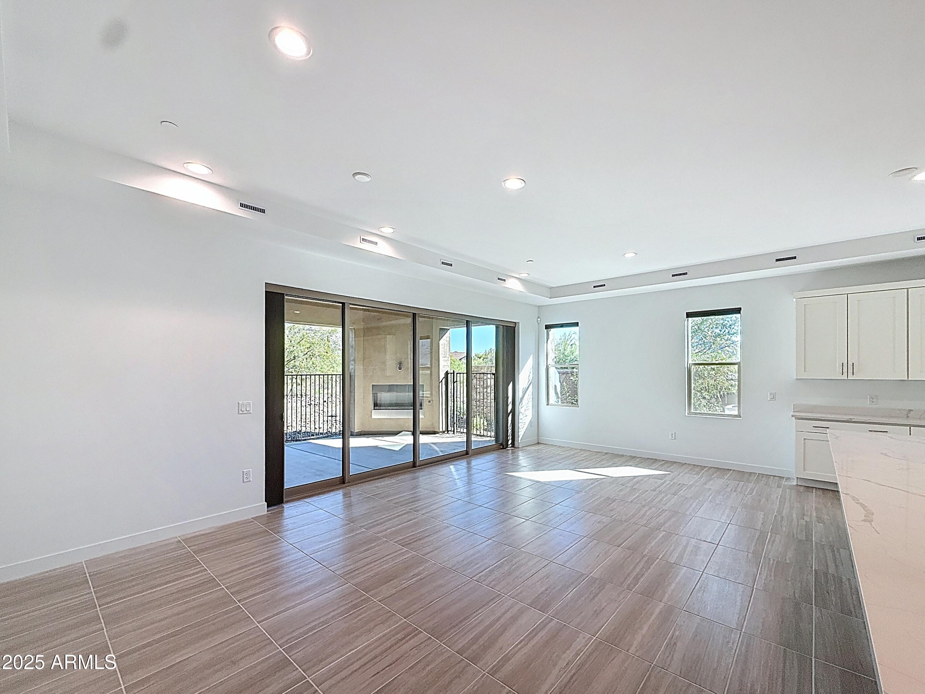 11673 N 136TH Street 1018