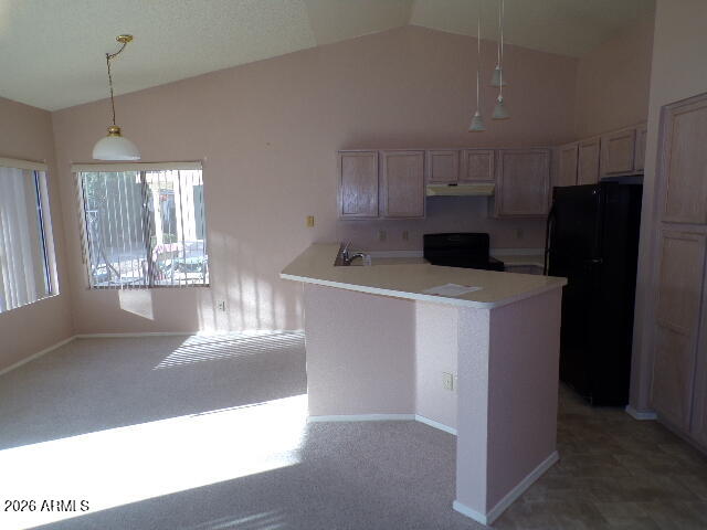 1871 E WESTCHESTER Drive