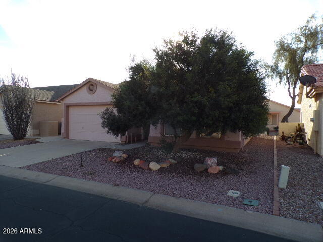 1871 E WESTCHESTER Drive