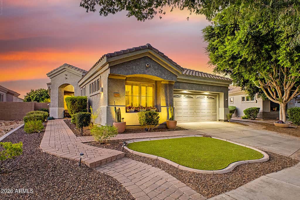 Photo of 6950 W Rose Garden Lane, Glendale, AZ 85308 (MLS # 7051977)