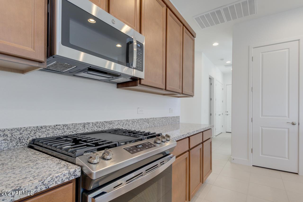 458 W Golden Aspen Drive