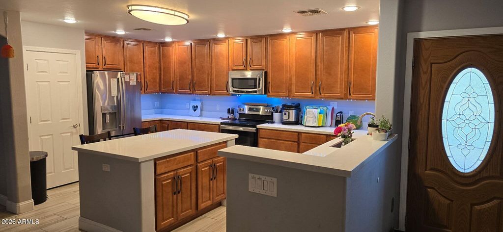 Photo of 1860 E Dunbar Drive, Tempe, AZ 85282 (MLS # 7031601)