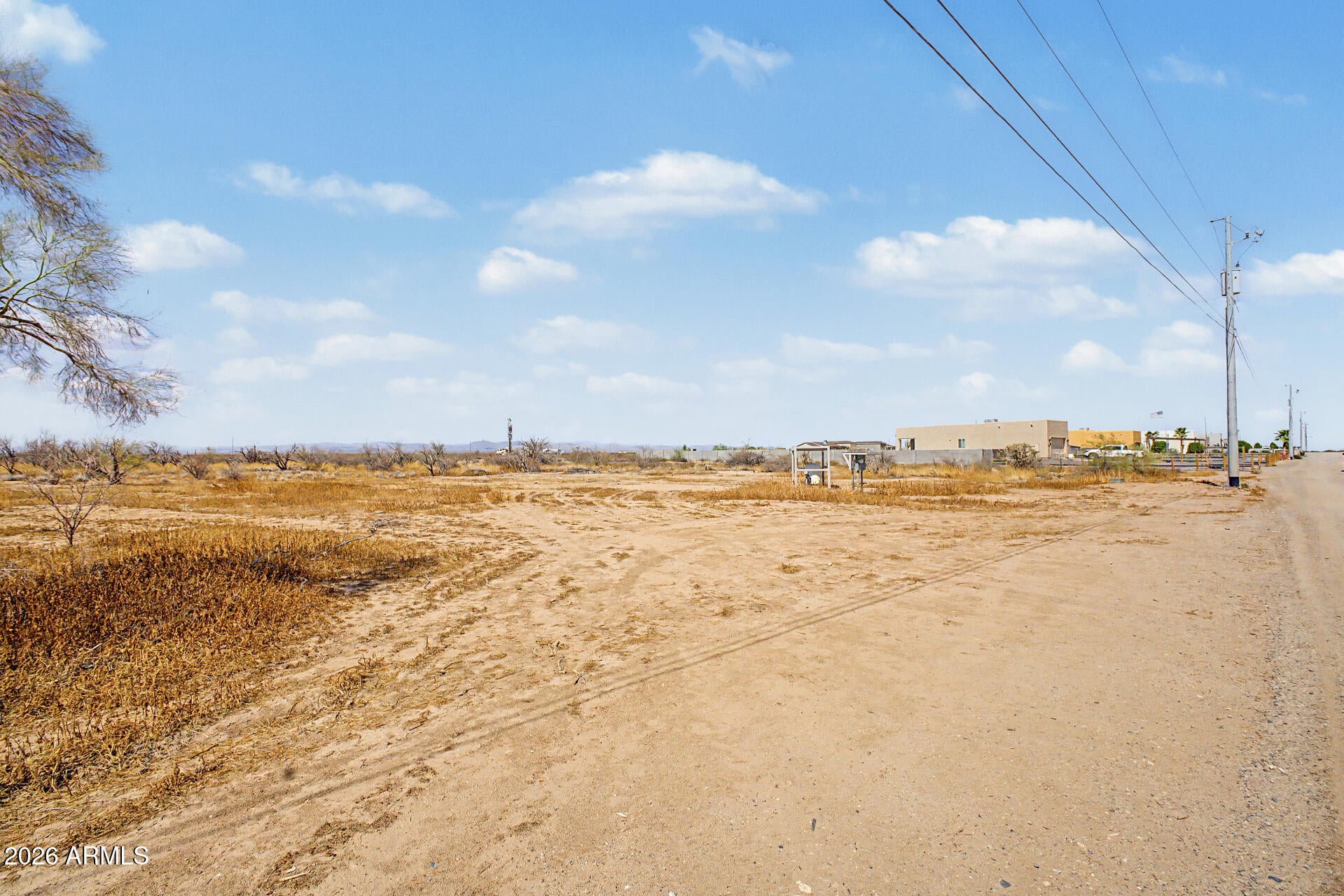25100 W MONTGOMERY Road '-'
