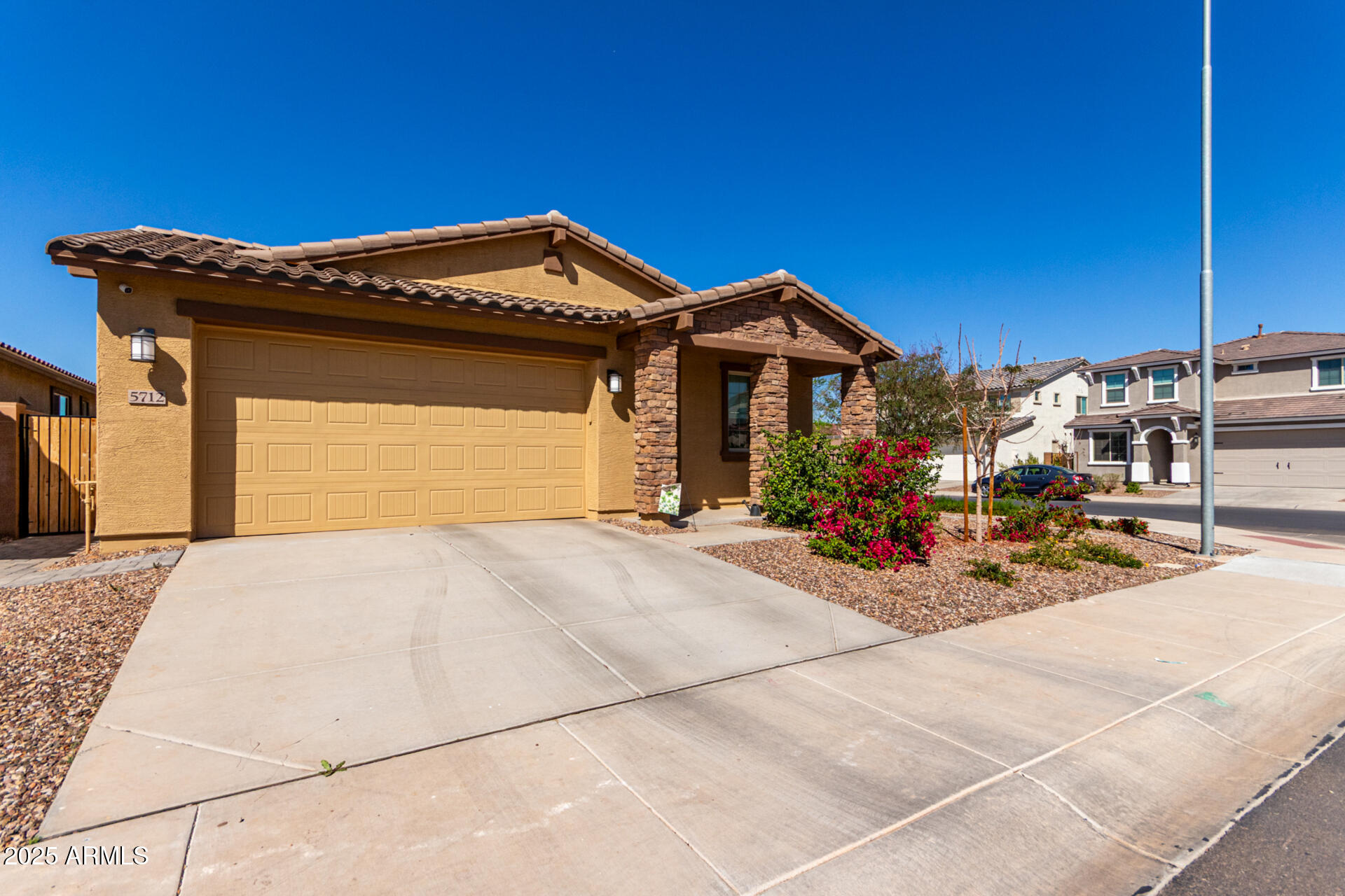 5712 S PARKWOOD --