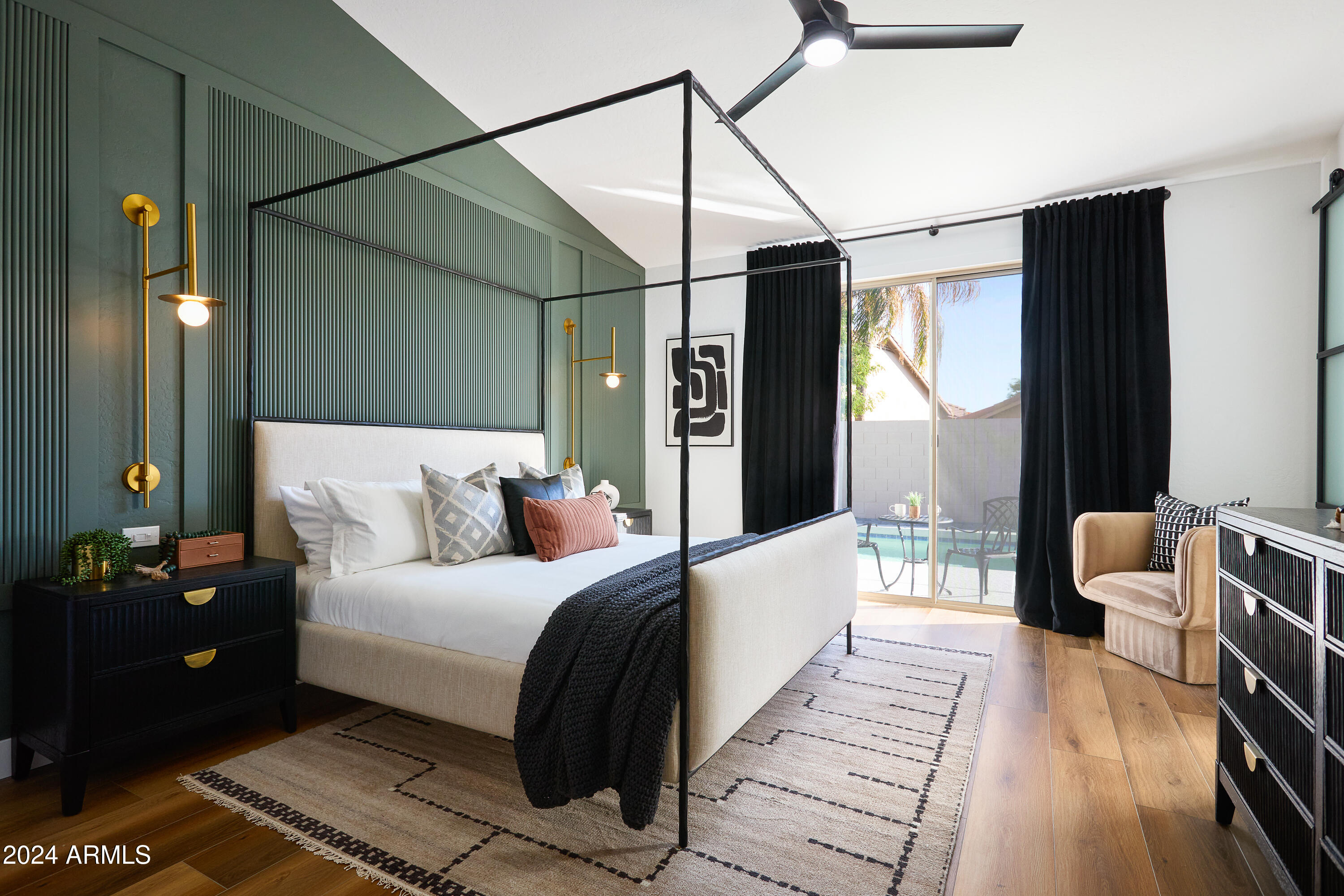 9871 E GELDING Drive