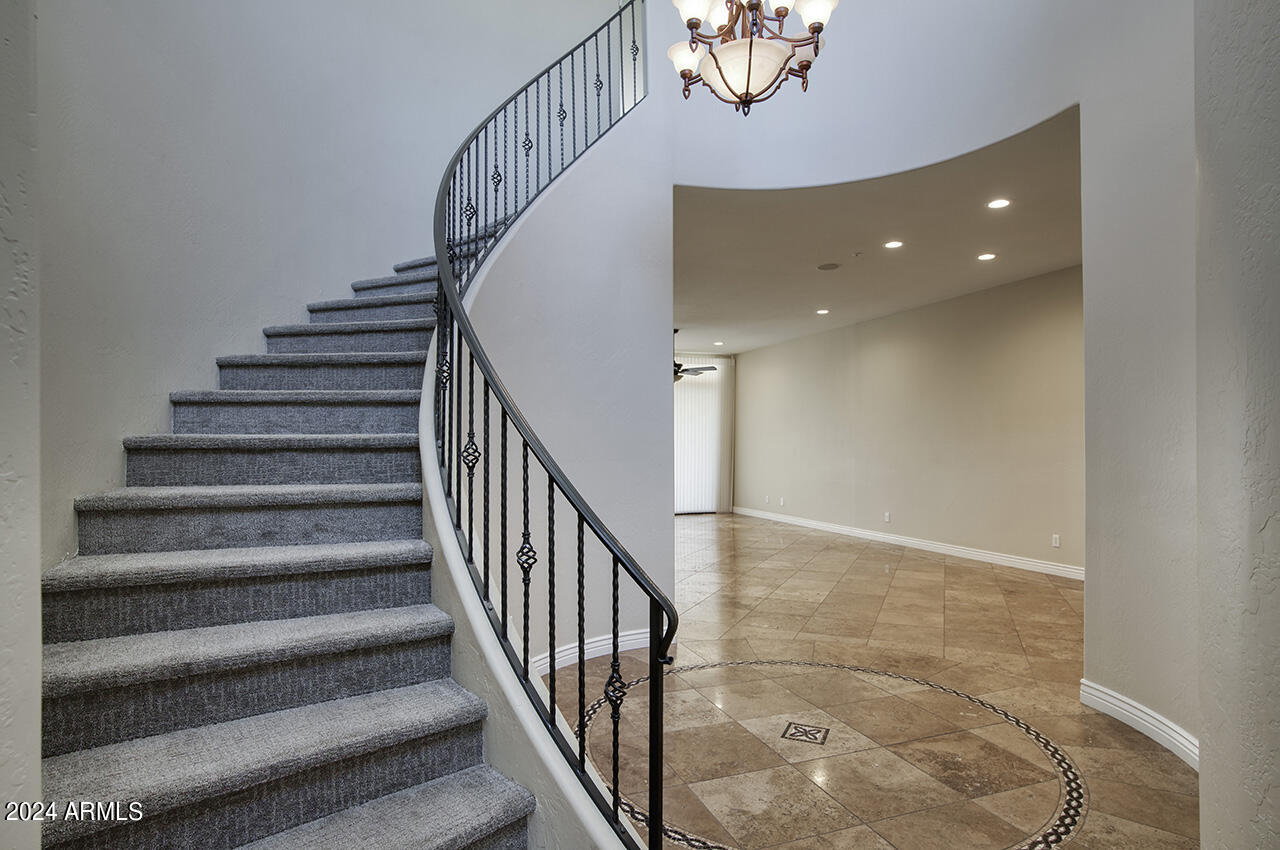 9270 E THOMPSON PEAK Parkway 312