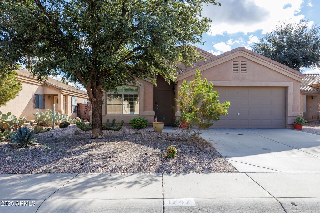 Photo of 1747 E Bishop Place, Casa Grande, AZ 85122 (MLS # 6951110)