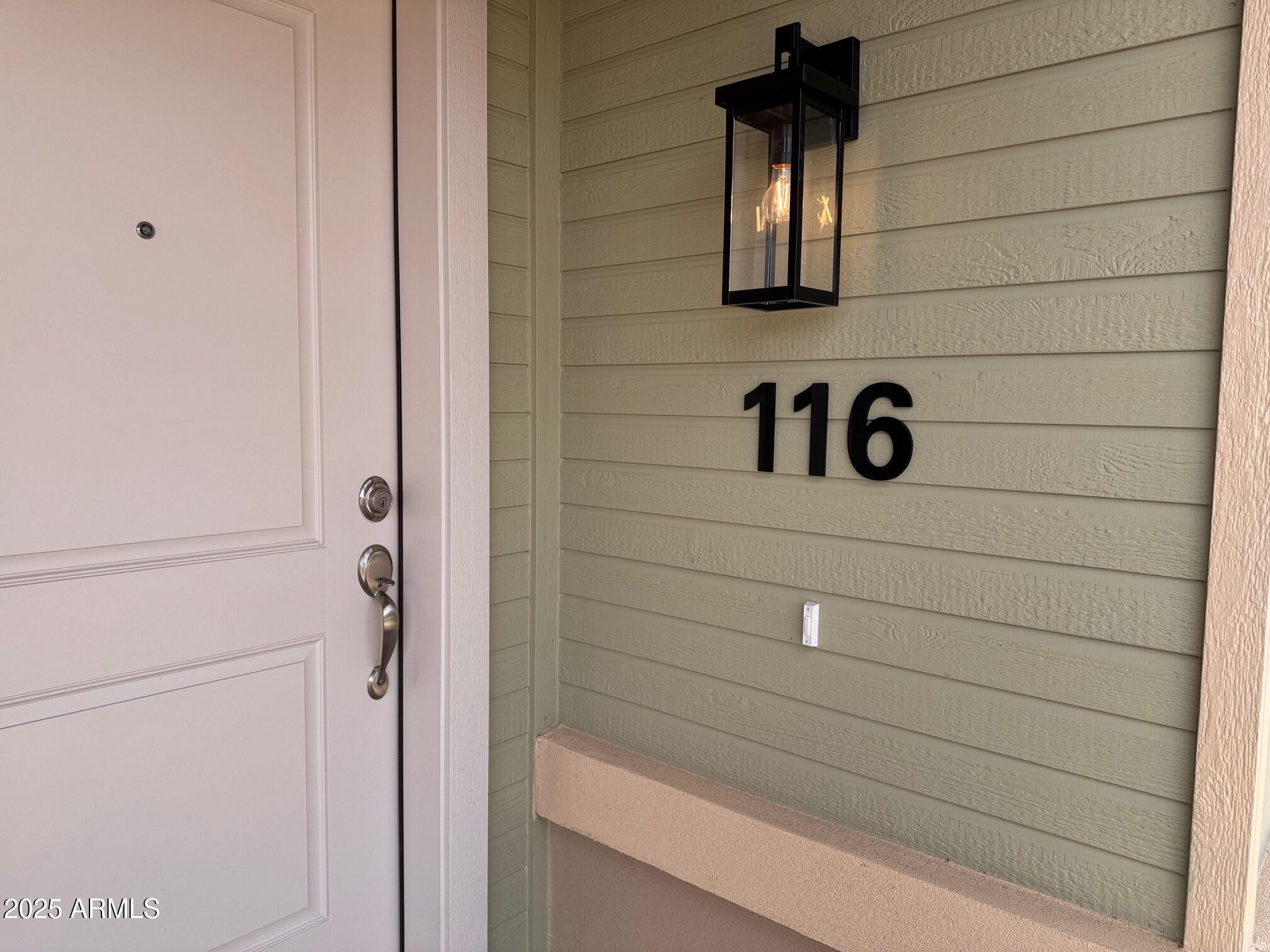 523 S PASADENA -- 116