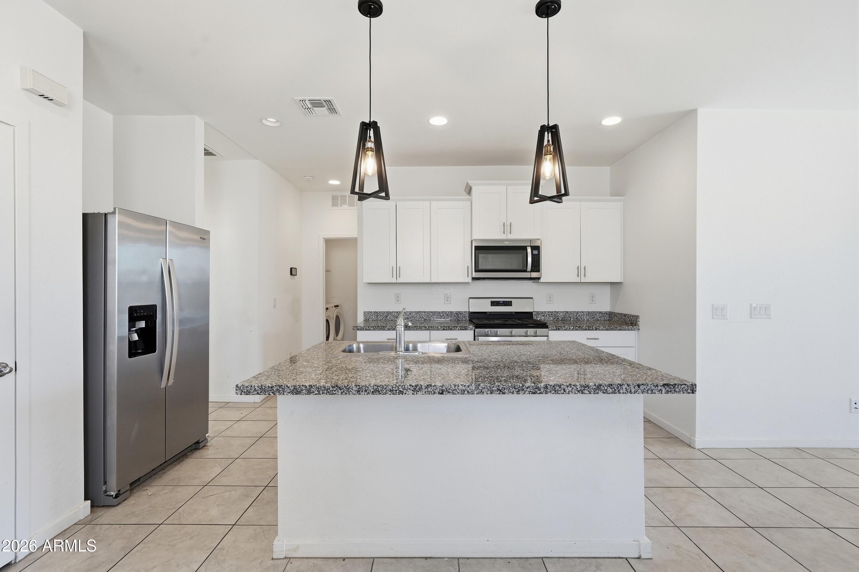 2673 E AGUAYO Drive