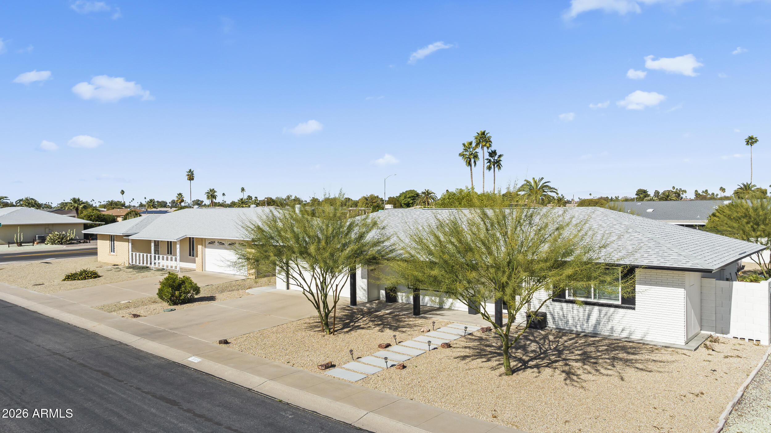 10132 W OAK RIDGE Drive