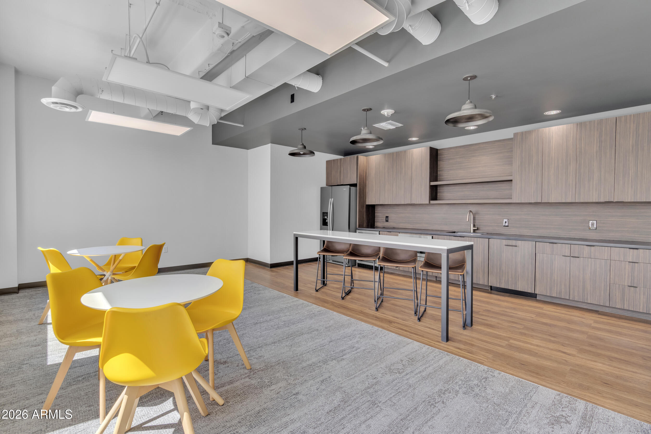 112 N CENTRAL Avenue 500C