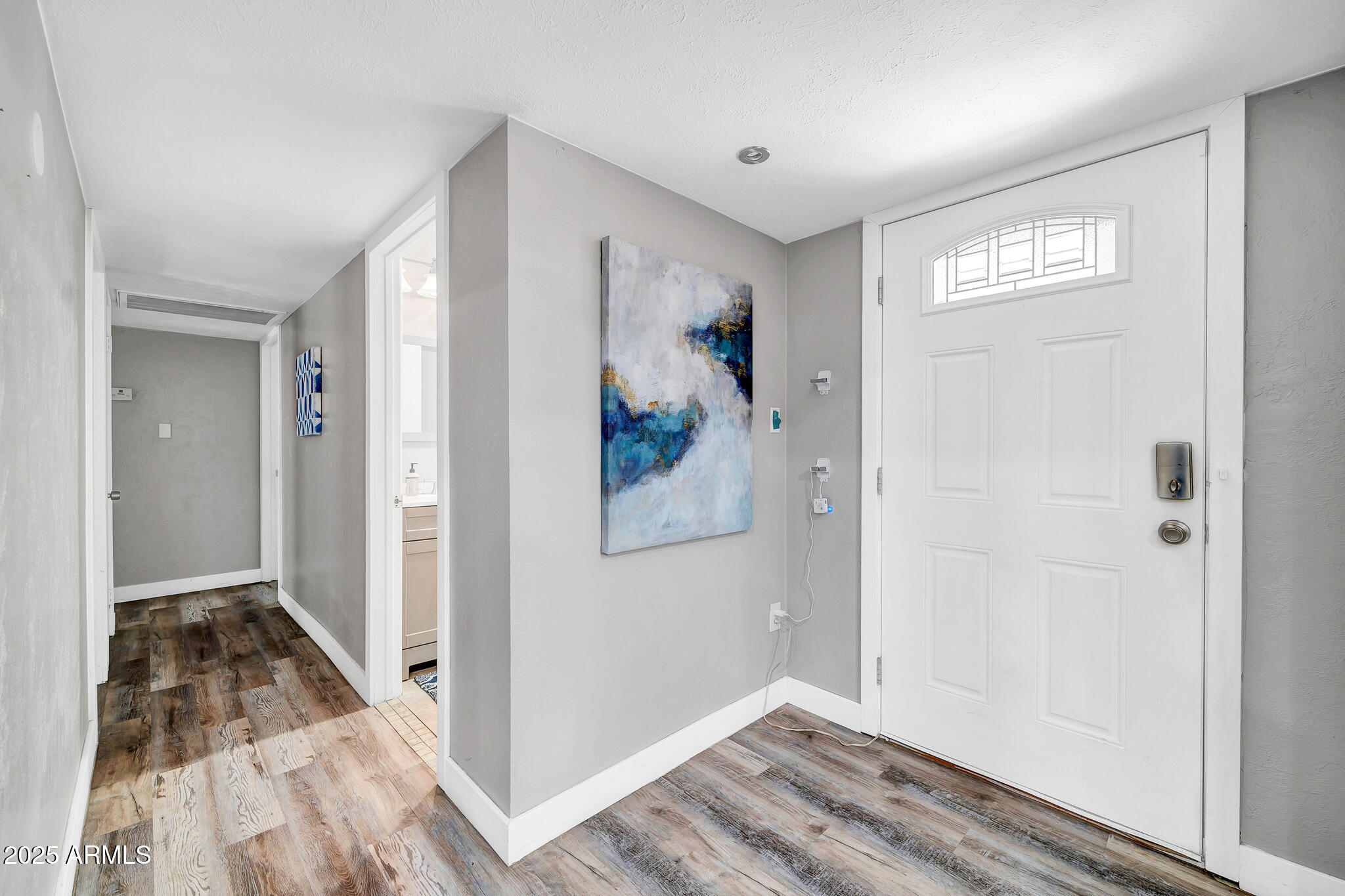 1214 W HIGHLAND Avenue