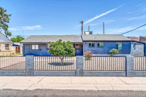 Photo of 1214 W Highland Avenue, Phoenix, AZ 85013 (MLS # 6893225)