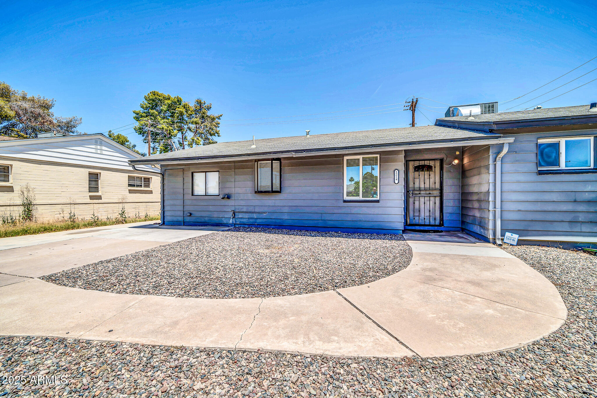 1214 W HIGHLAND Avenue