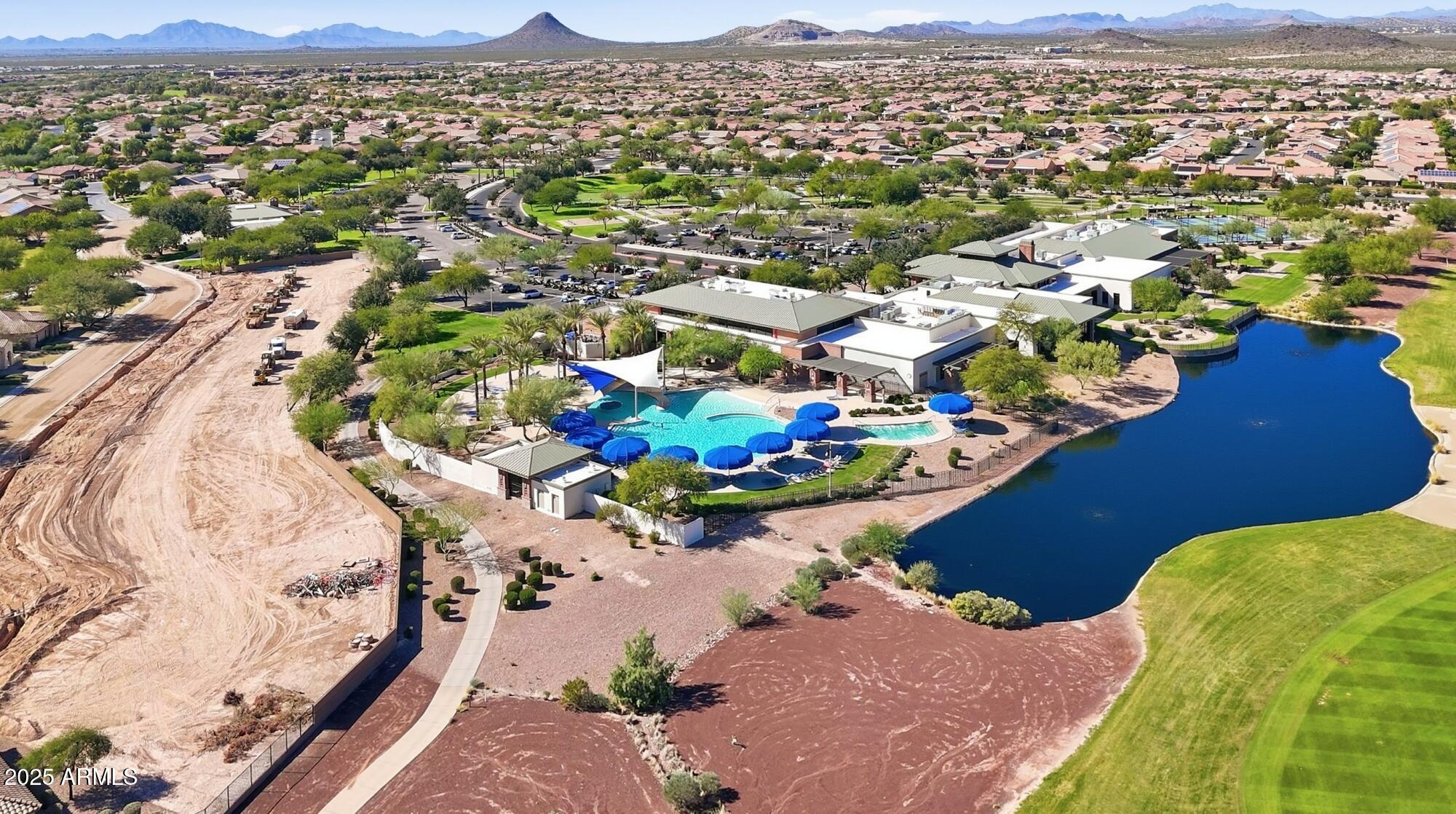 4024 N COTTONWOOD Drive