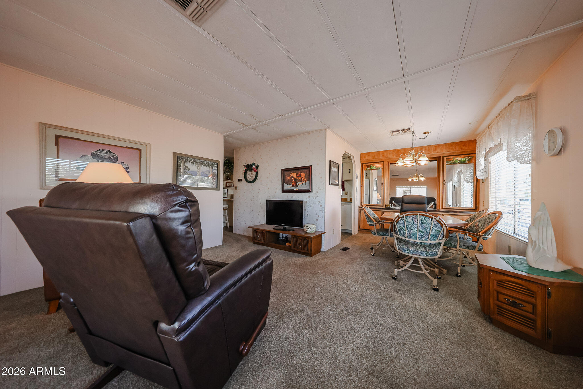 3104 E Broadway Road 19