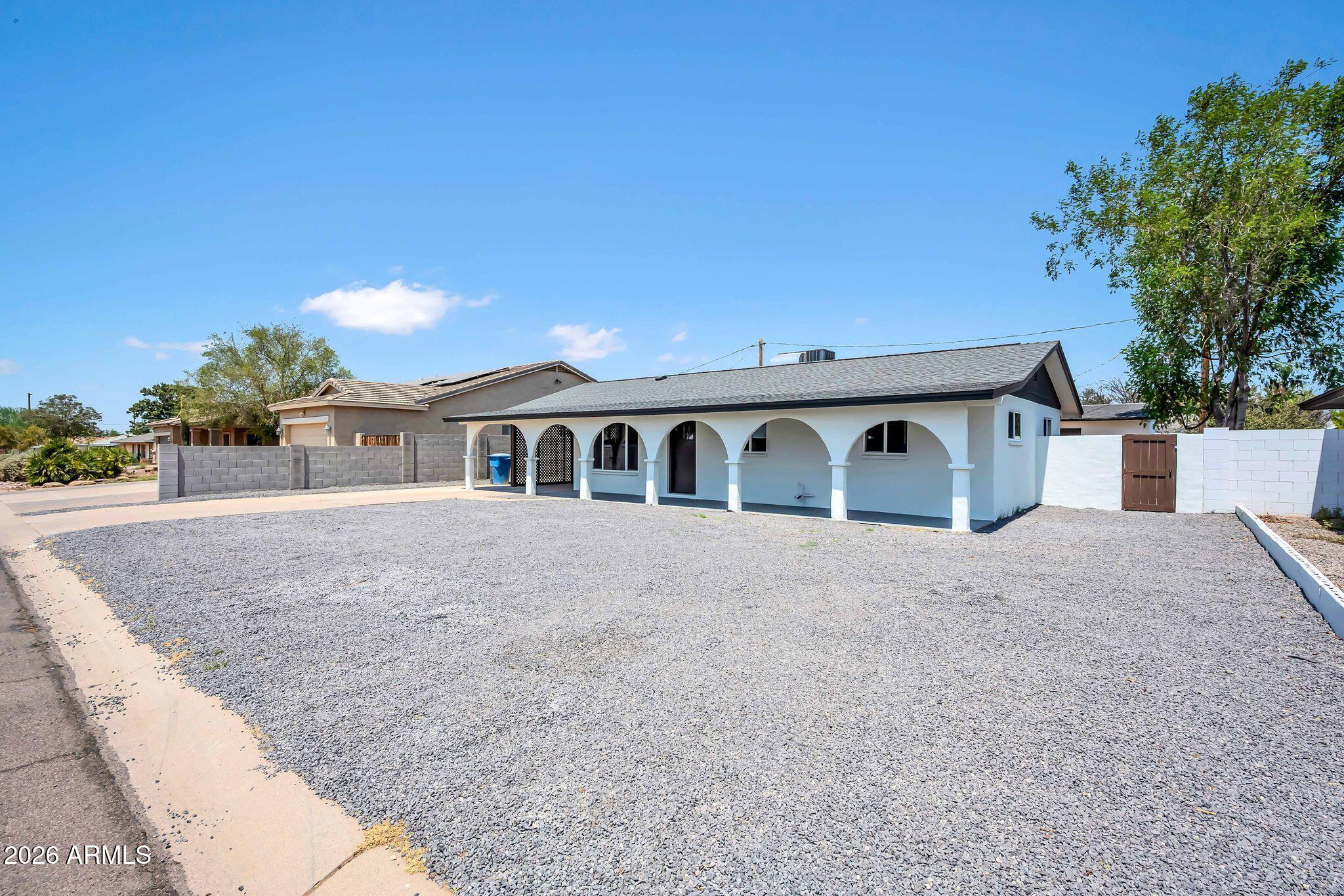 4902 E GRANADA Road