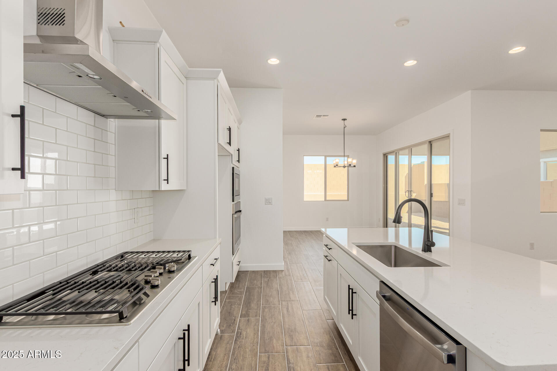 15848 W MIAMI Street