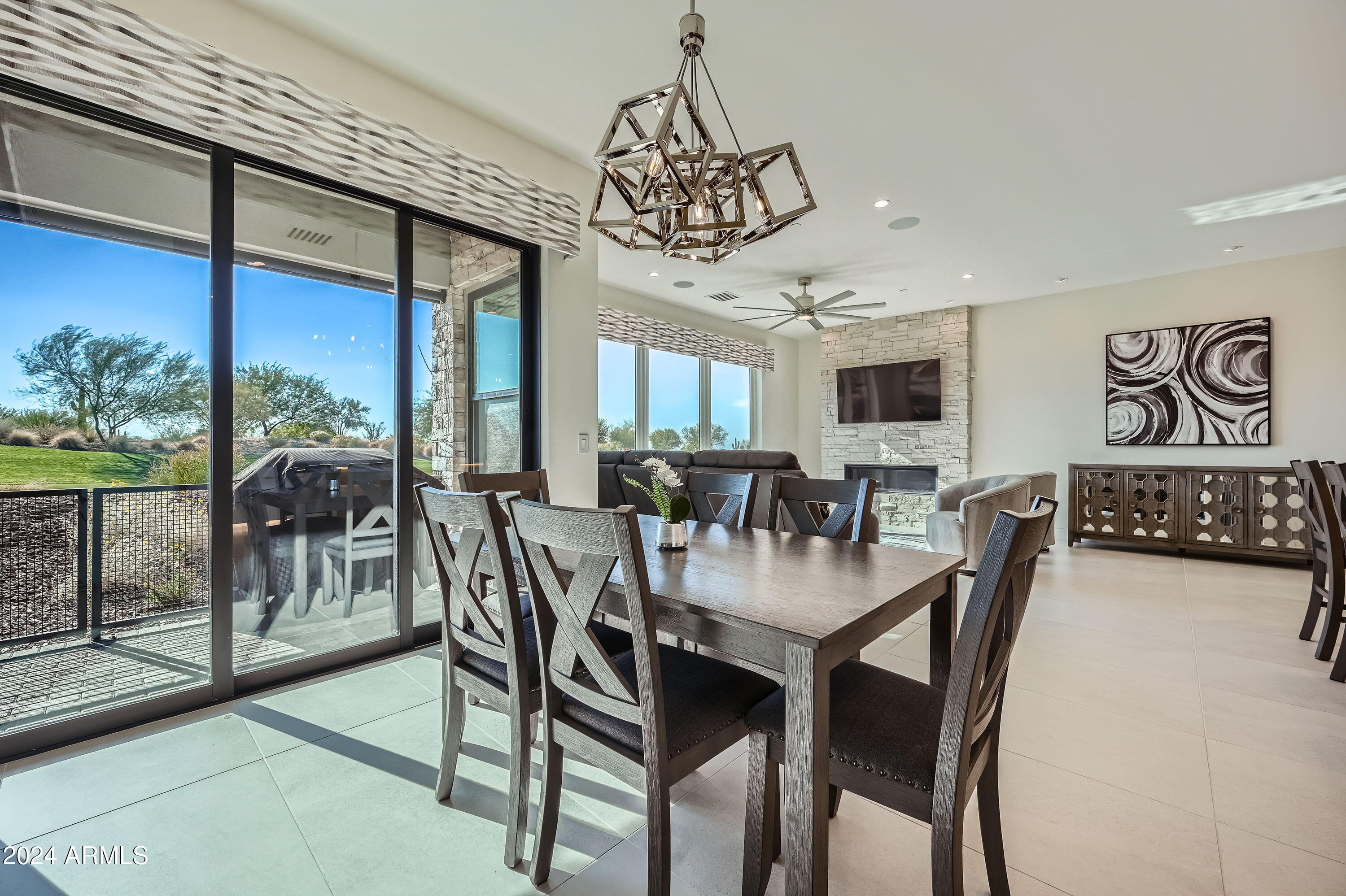 37200 N CAVE CREEK Road 1119