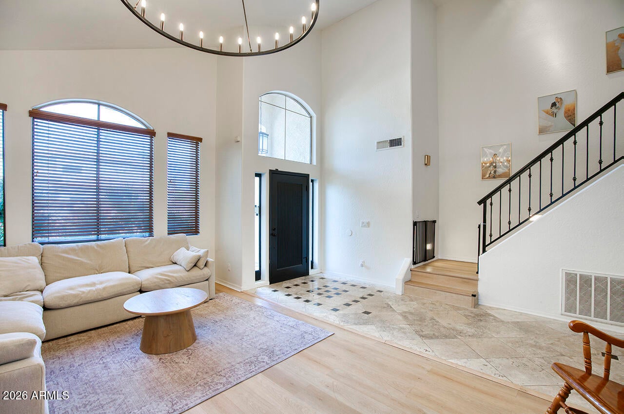 625 W OCOTILLO Road