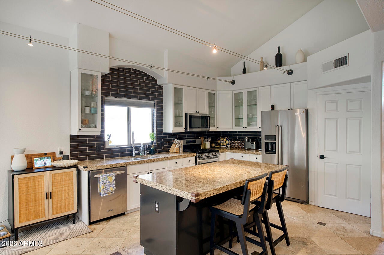 625 W OCOTILLO Road