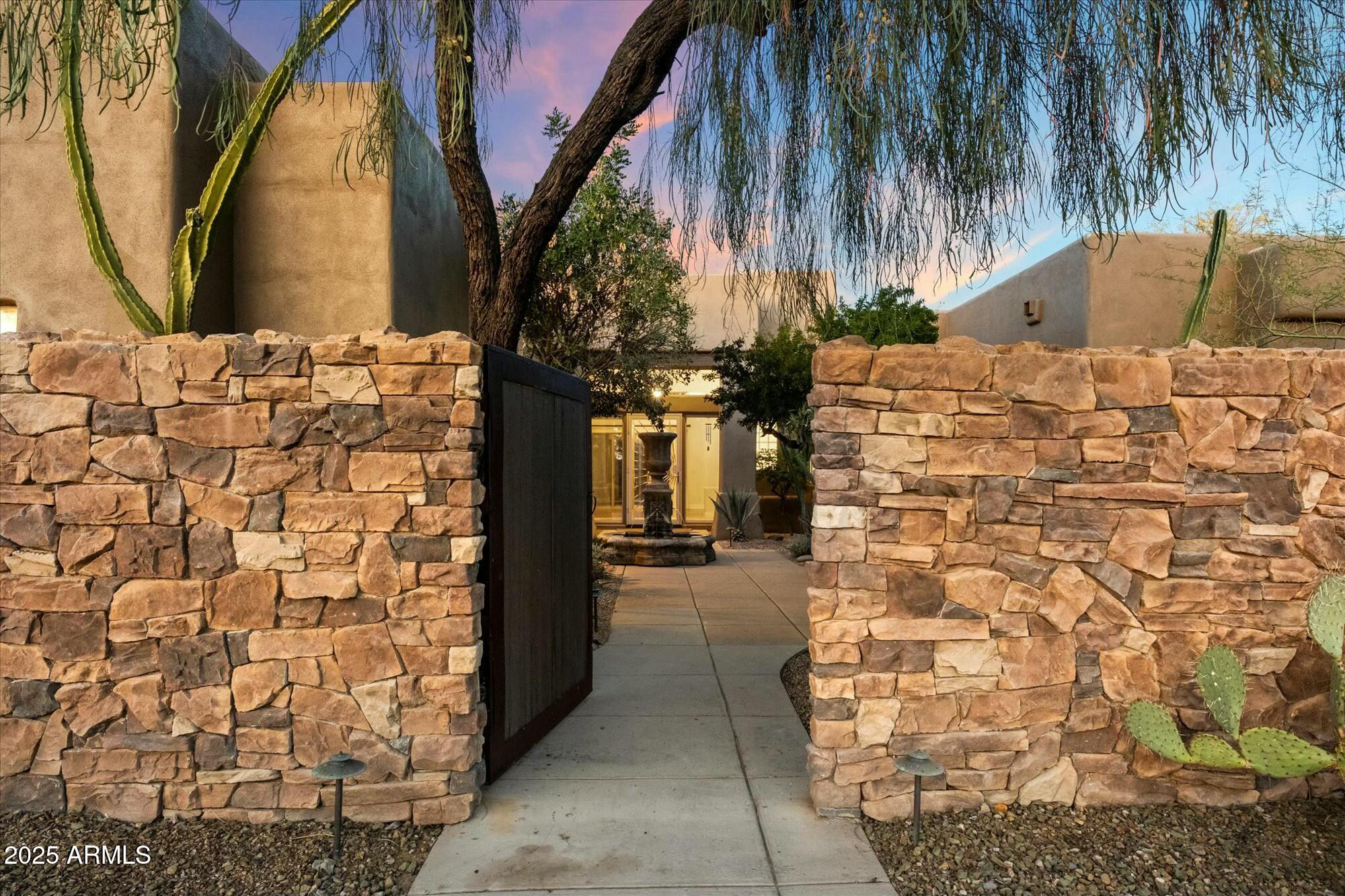 9926 E HIDDEN GREEN Drive