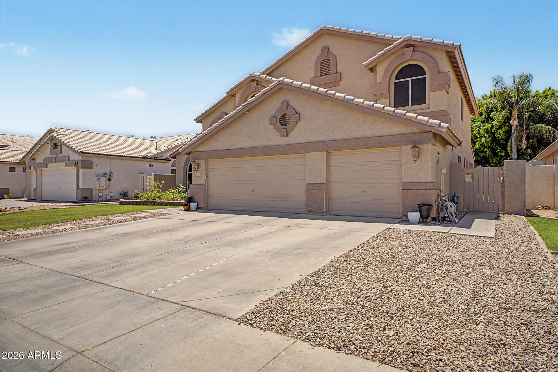 1843 E APPALOOSA Road
