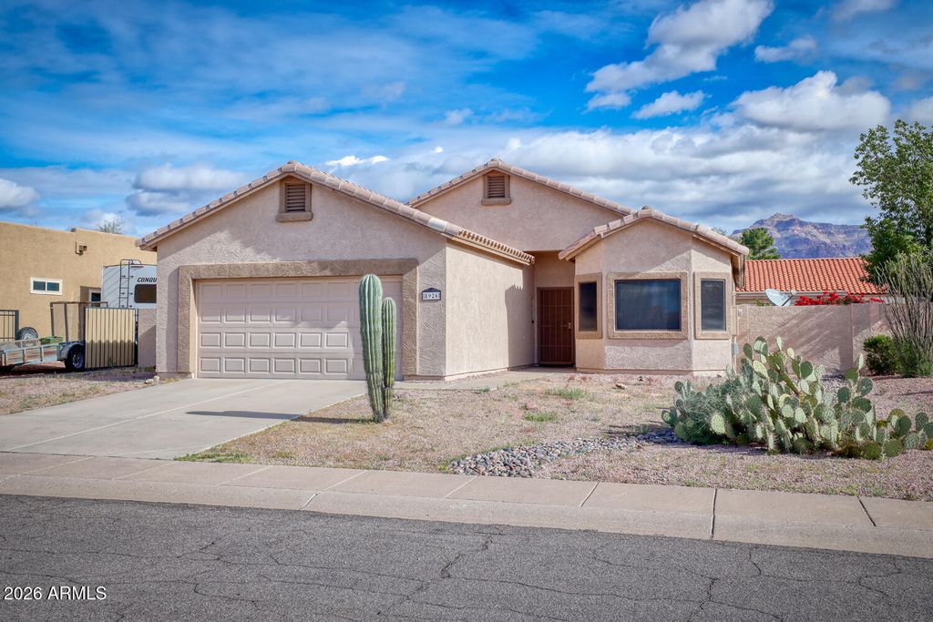 Photo of 8926 E Shasta Drive, Gold Canyon, AZ 85118 (MLS # 6988494)