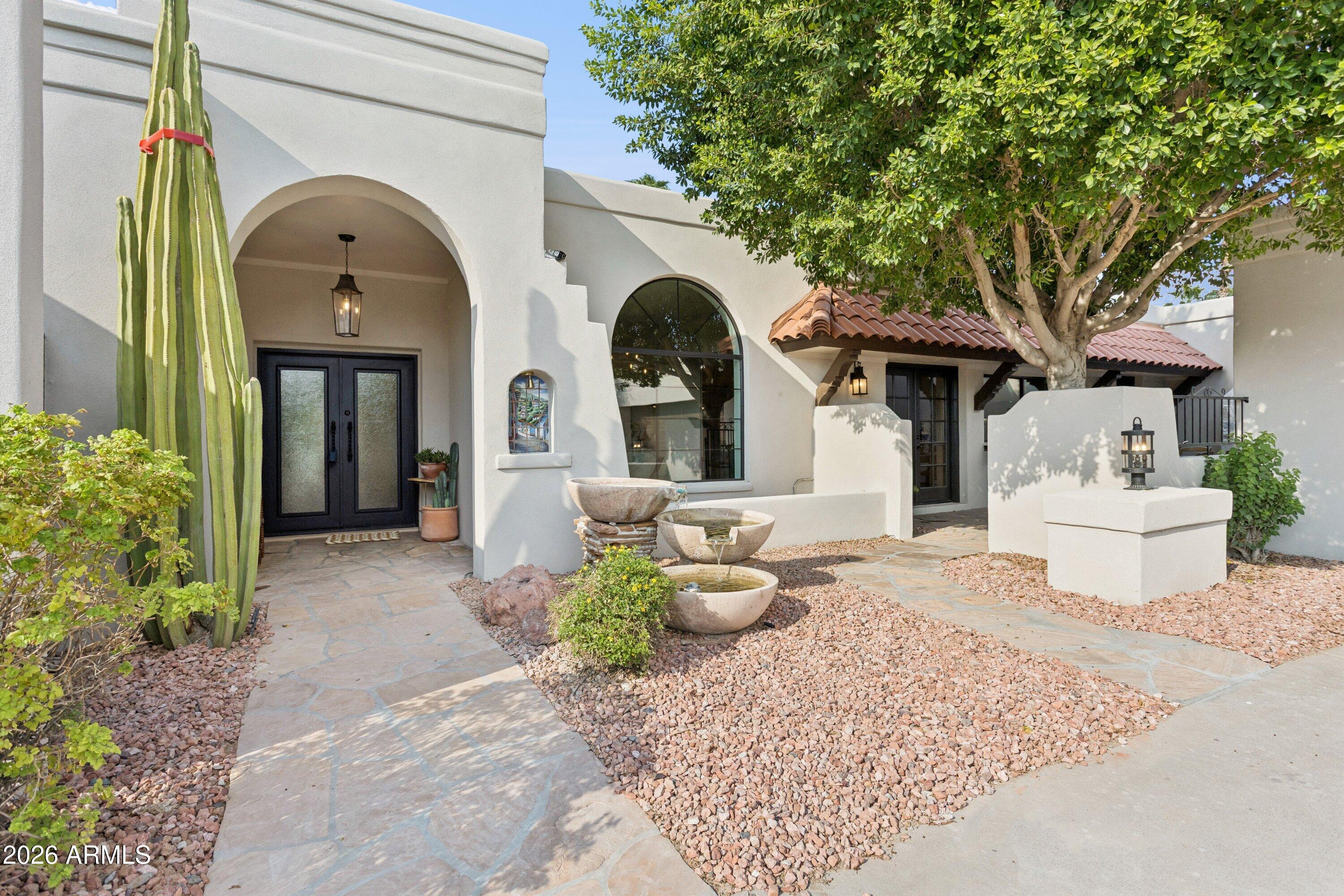 6214 E PARADISE Lane