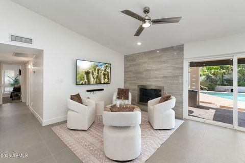 Photo of 2347 E Mescal Street, Phoenix, AZ 85028 (MLS # 7037059)