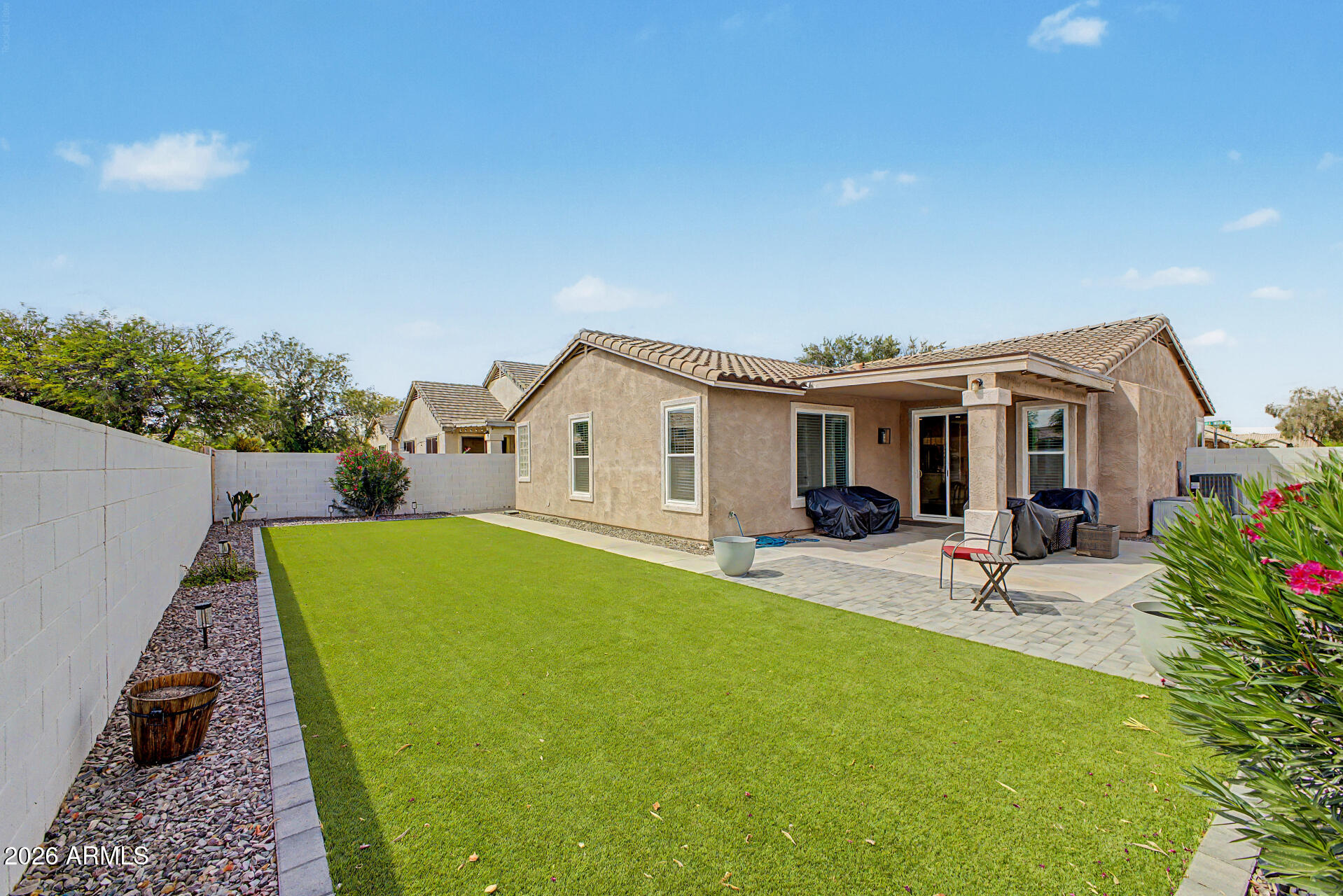 73 E MILL REEF Drive