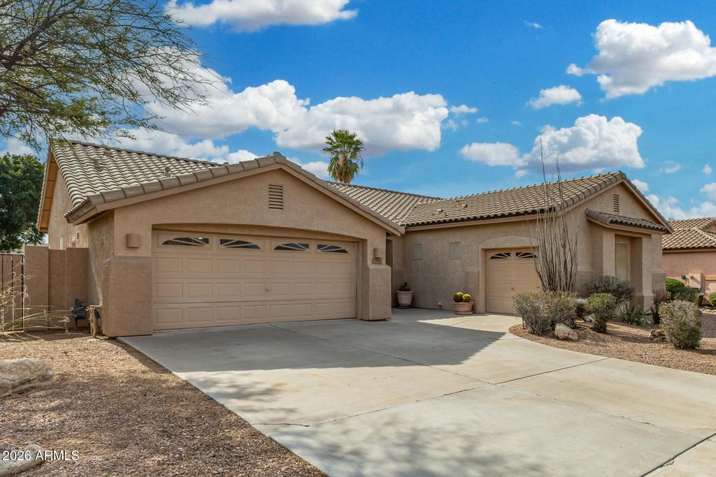 Photo of 7233 W Cottontail Lane, Peoria, AZ 85383 (MLS # 6989790)
